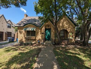 Building Photo - 5247 Merrimac Ave