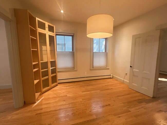 Building Photo - 48 Eustis St