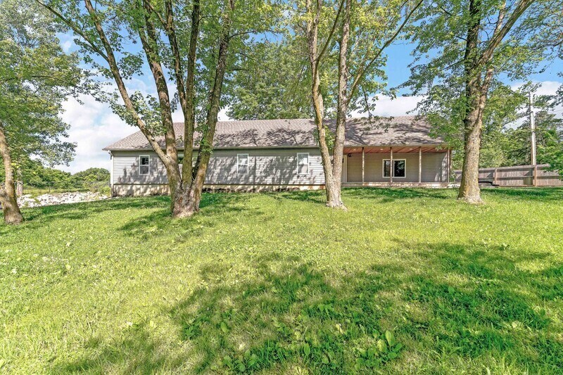 Primary Photo - 17770 Clear Springs Dr