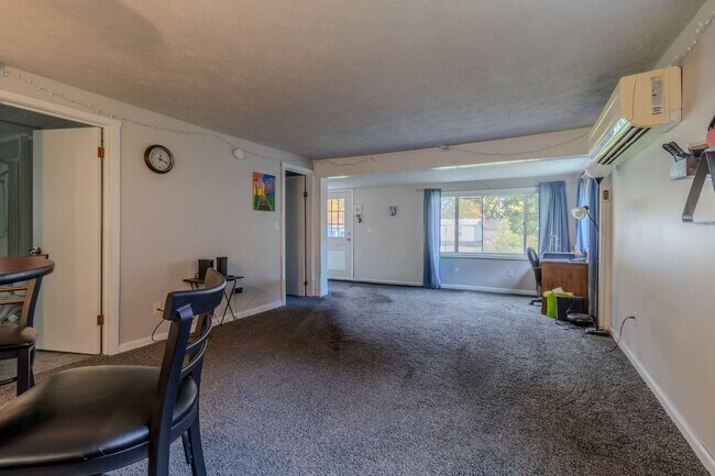 Foto del edificio - Lakeside Retreat on Duck Lake Peninsula