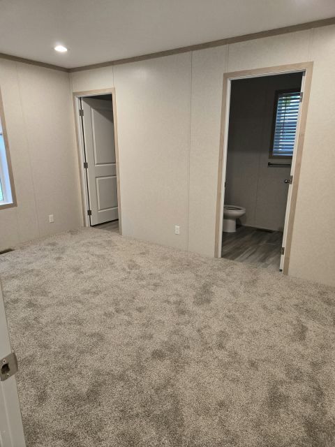 Building Photo - 184 Star Cir
