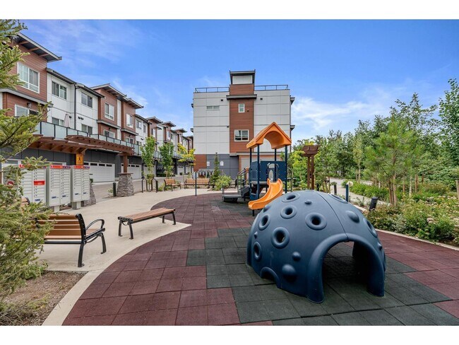 Photo du bâtiment - 20155-20184 84 Ave