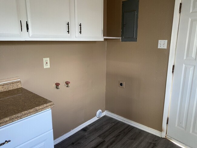 Foto del edificio - 267 W 500 N