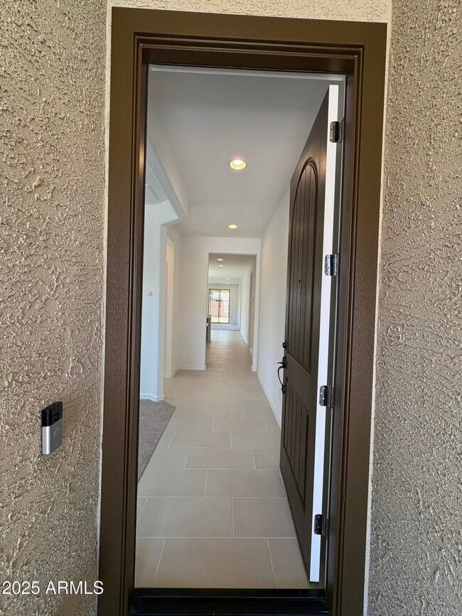 Foto del edificio - 16799 W Hope Dr