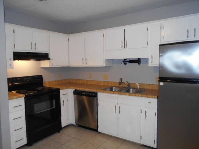 Foto del edificio - 4061 Shipyard Walk
