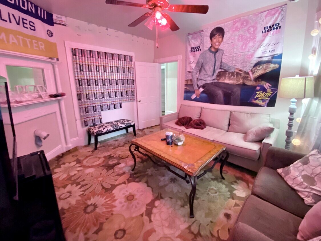 Foto principal - 97 Calumet St