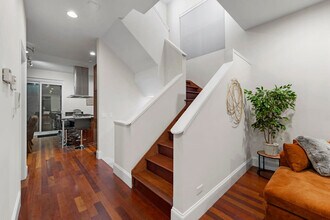 Building Photo - 1621 W Beach Ave