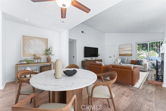 Building Photo - 14882 Groveview Ln