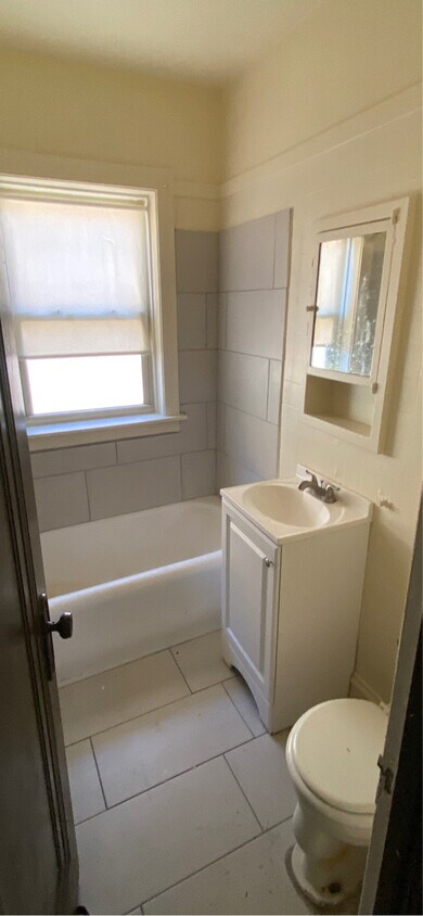 Foto del edificio - 1507 W 78th St