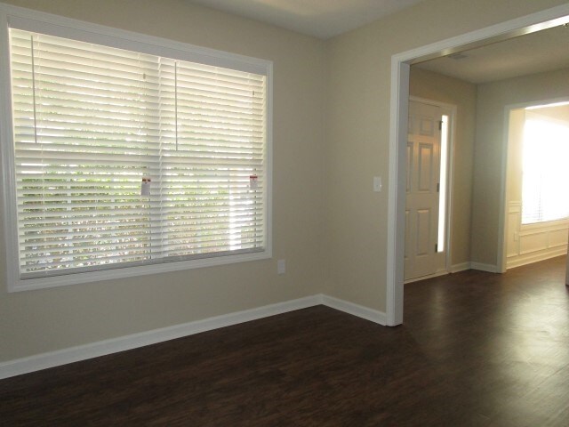 Building Photo - 2769 Wynhaven Oaks Way