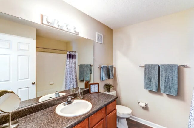 Building Photo - St. Andrews Apartments