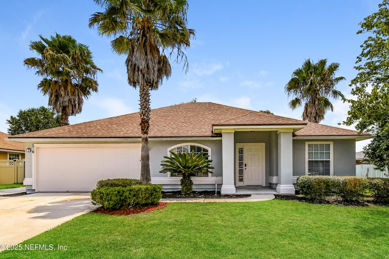 Foto principal - 576 Thornberry Rd