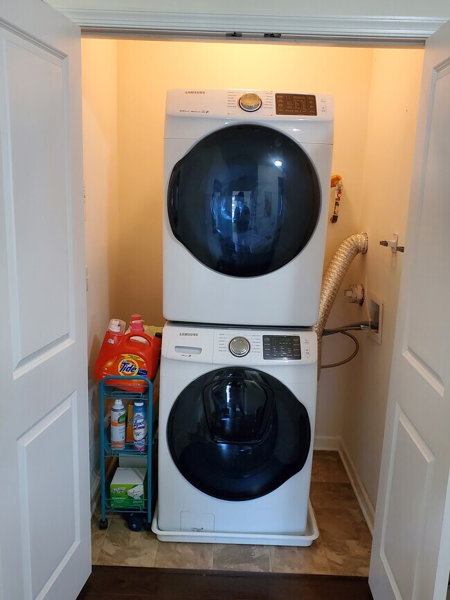 samsung appliances in laundry room - 737 Strassle Way