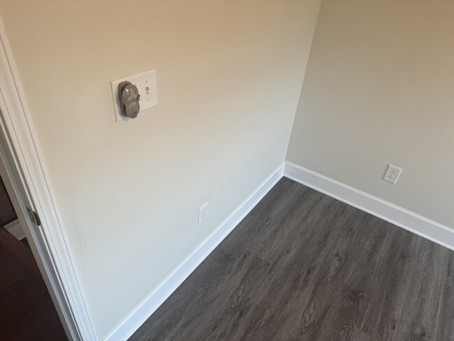 Foto del edificio - 2562 Sibley Dr