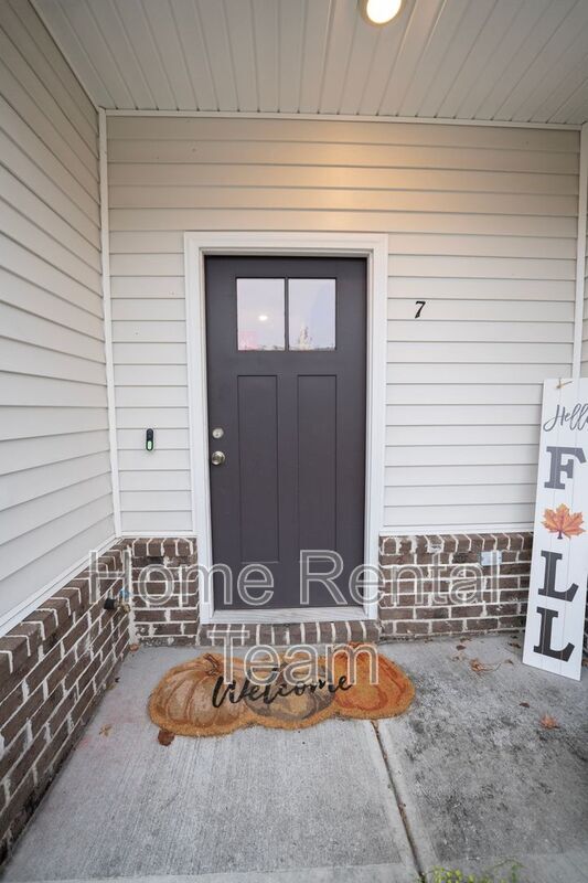 Building Photo - 7 Mossy Oak Cove