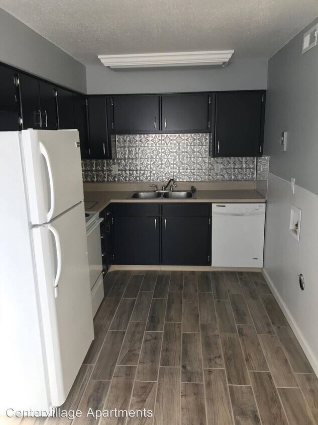 Foto principal - 74 W Franklin St