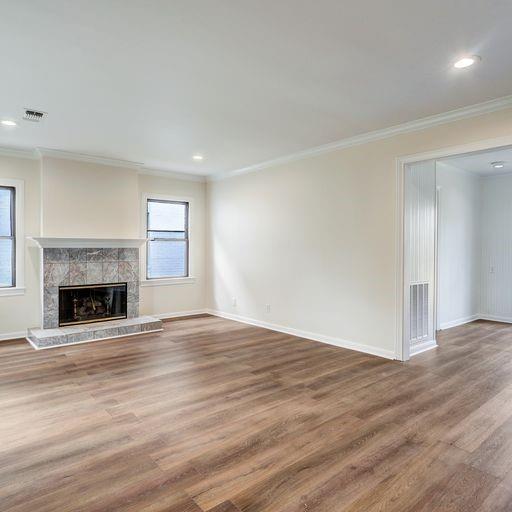 Foto del edificio - 4144 Milton St