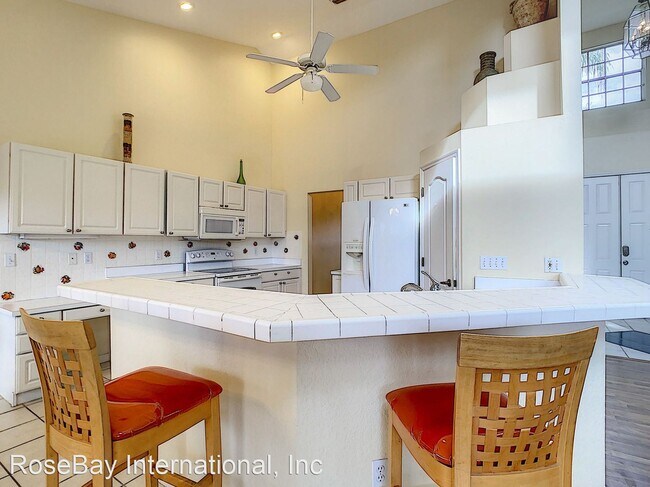 Building Photo - 4 br, 2.5 bath House - 5870 Lantern Court