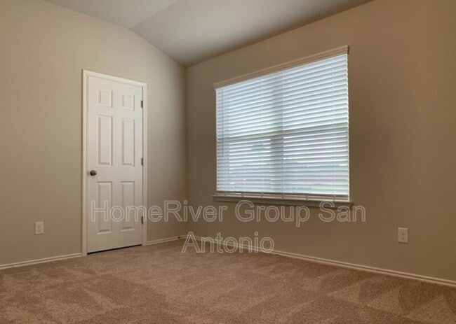 Building Photo - 1421 Elm Leaf Dr