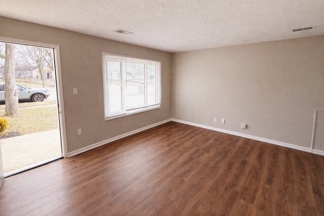 Foto del edificio - 3414 Brewer Dr