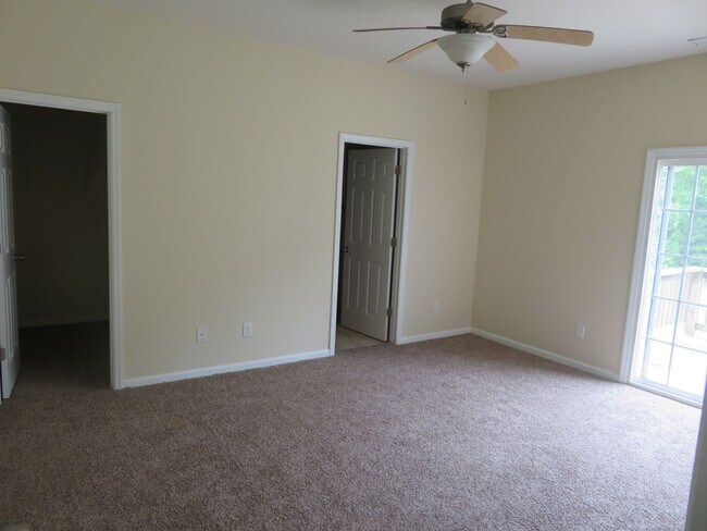 Foto del edificio - 3 Br 2.5 BA in Southwest