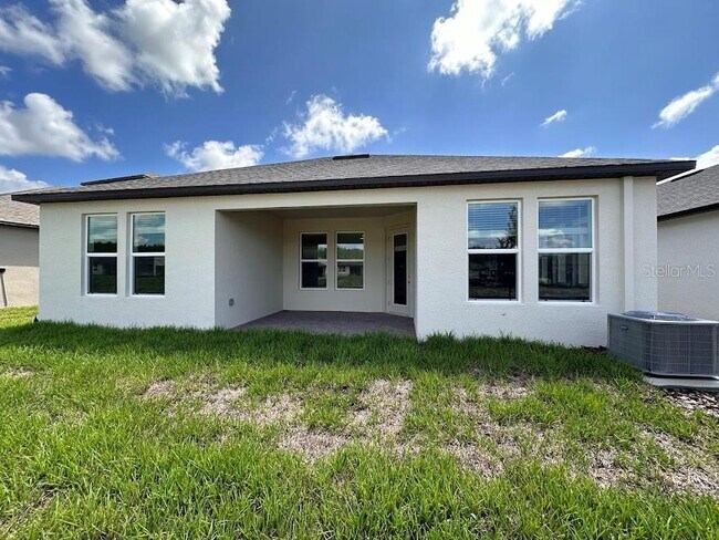 Foto del edificio - 18265 Serene Lk Lp