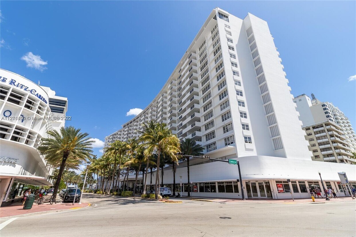 Primary Photo - 100 Lincoln Rd