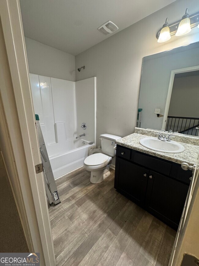 Building Photo - 346 Turtle Creek Dr