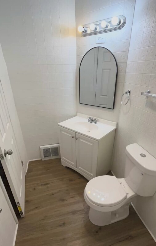 Foto del edificio - 3650 Reid Ave