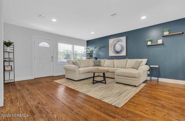 Foto del edificio - 1143-1145-1145 Roe Ave