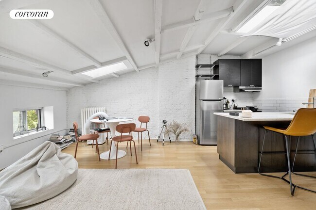 Foto del edificio - 820 Quincy St