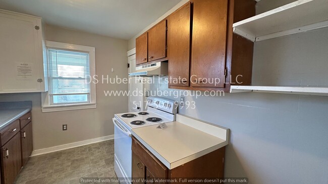 Building Photo - 2 bedroom home in North Lansing available ...