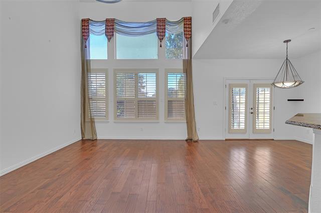 Foto del edificio - 948 Avondale Ln