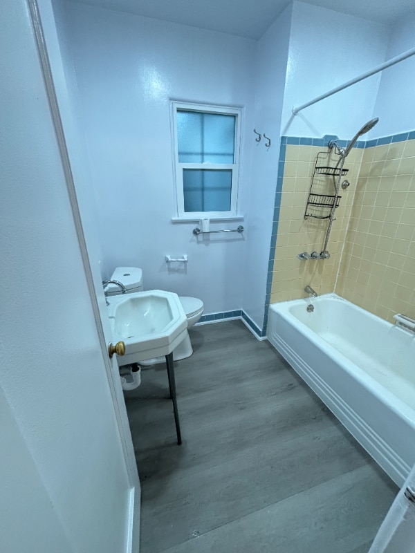 Photo - 1366 Kelton Ave Apartment