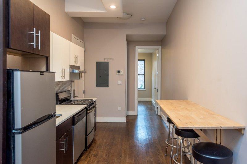 Primary Photo - 109 Roebling St