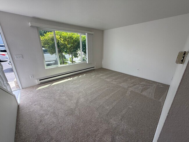 Building Photo - 0771