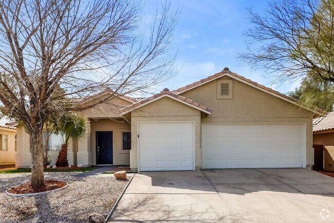 Building Photo - 1079 Featherwood Ave