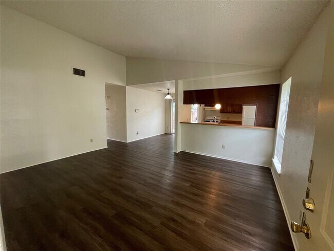 Building Photo - 7603 Woodstone Cove