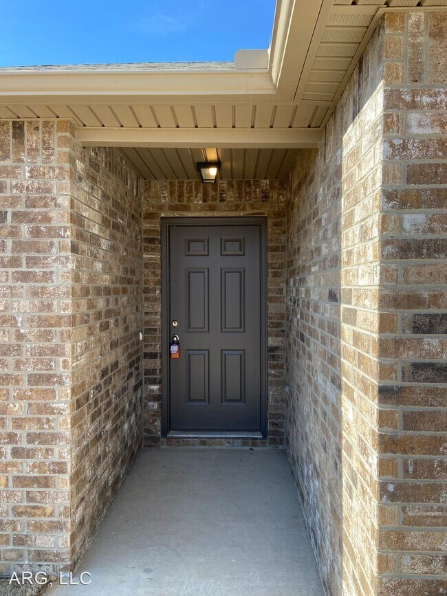 Foto del edificio - 3 br, 2 bath House - 3813 Keeneland Drive