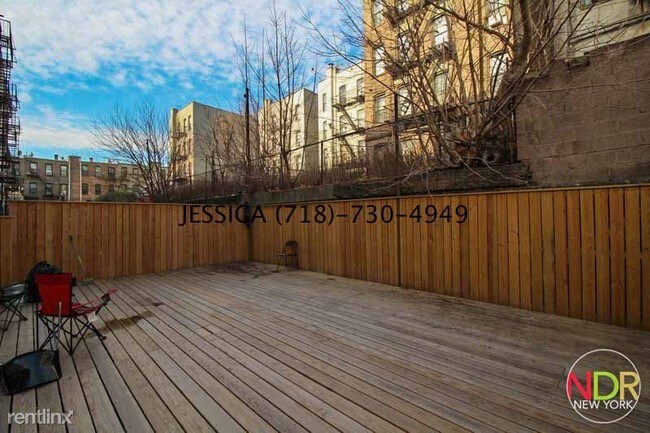 Foto del edificio - 1119 Carroll St
