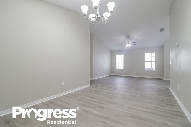 Building Photo - 106 Winterglen Dr