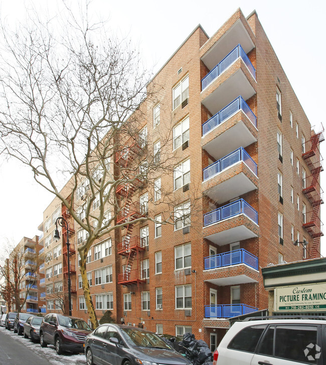 Building Photo - Argyle Hall