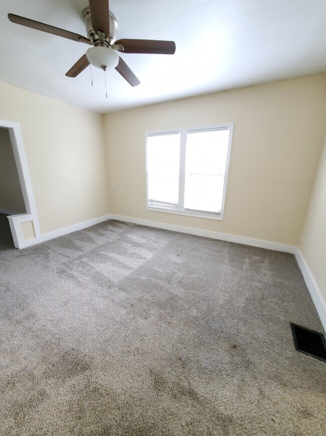 Foto del edificio - 1304 S Hawkins Ave