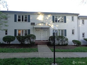 Building Photo - 29B Garfield Park