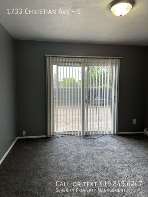 Building Photo - Super Cute and Cozy 2 Bedroom Apartment Fo...