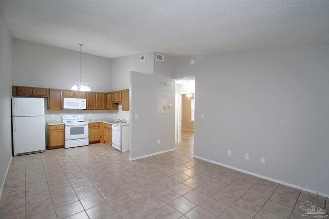 Building Photo - 6810 Tiki Ln