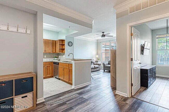 Foto del edificio - 10435 Mid Town Pkwy