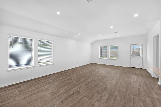 Foto del edificio - 4219 Bedwyn Bay Dr