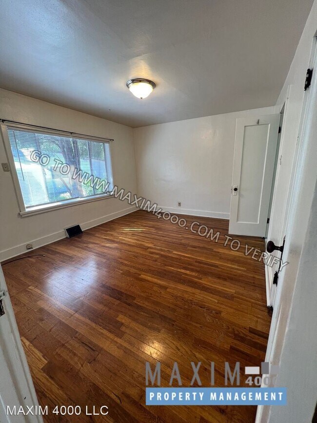 Building Photo - 1 br, 1 bath House - 744 GRAND AVENUE