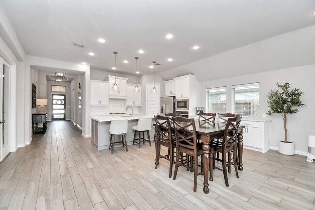 Foto del edificio - 10522 Rigel Rdg Wy